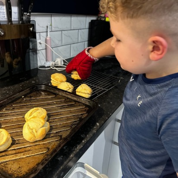 parent supporting home education learning outside the national curriculum